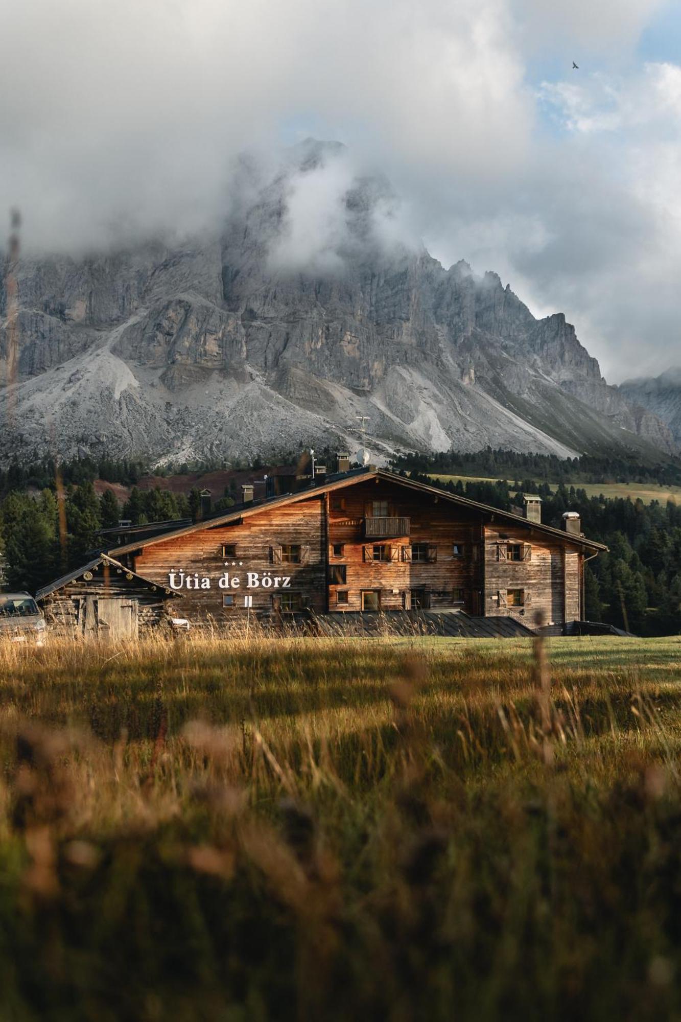 Uetia De Boerz Hotel San Martino in Badia Exterior foto